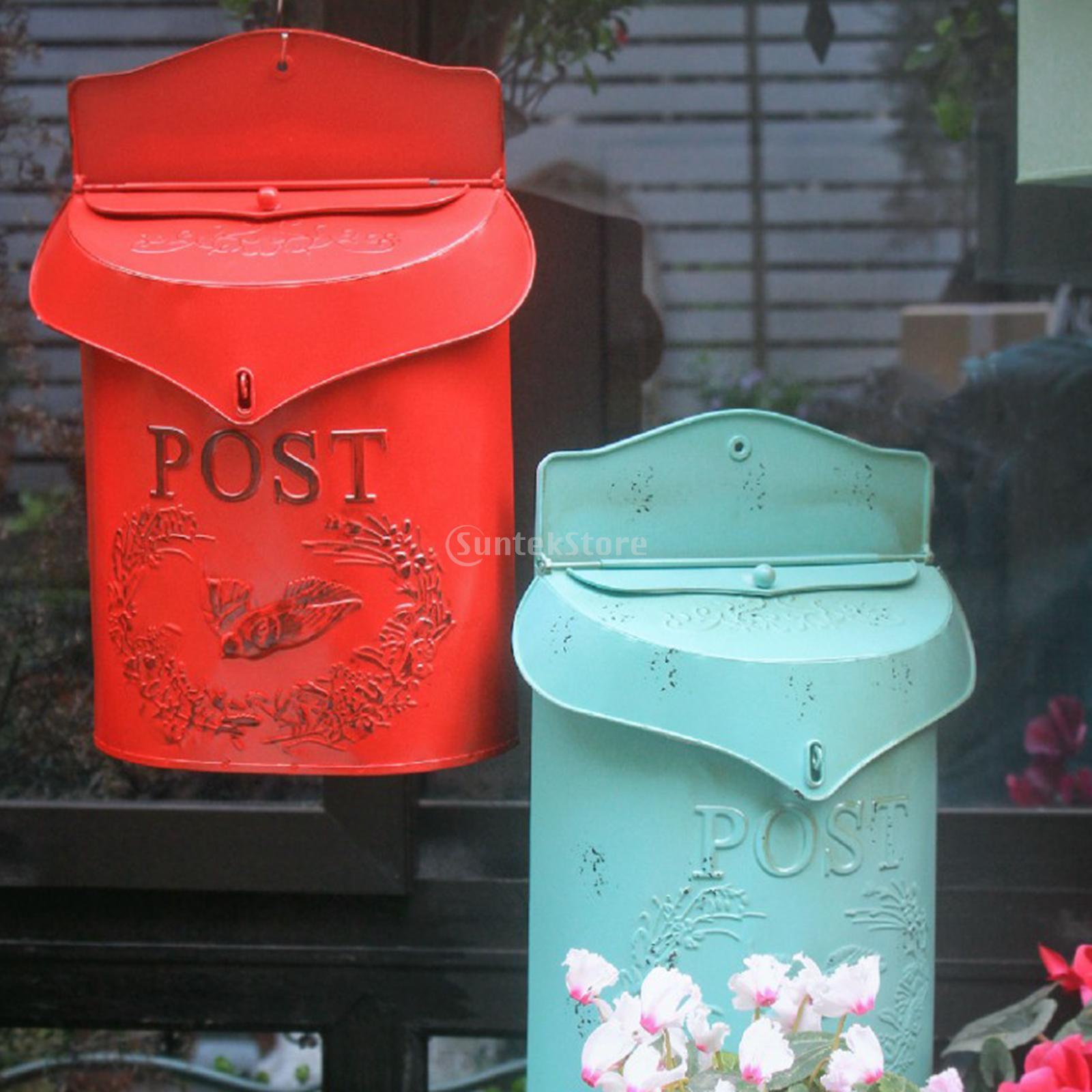 Garden Decorations European Retro Style Old Sealed Opinion spaper Letter Box Metal Wall Hanging Creative Lockable Mailbox Cafe Home Decoration 221020
