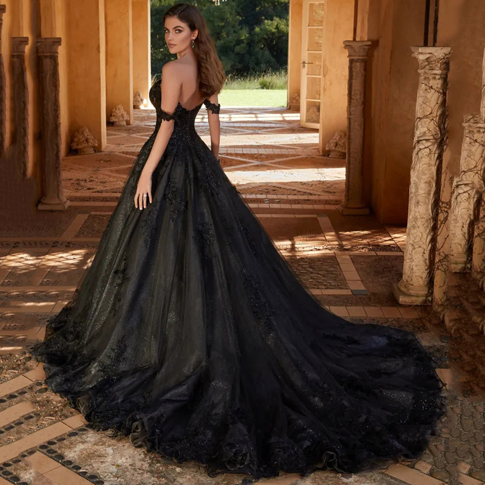 Black A-Line Wedding Dresses Gothic Bridal Gowns 2023 Lace Appliques Off The Shoulder Sweetheart Neck Sequined Vestido De Novia Vintage Glitter Long B