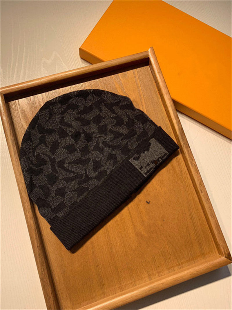 classic designer autumn winter beanie hats hot style men and women fashion universal knitted cap autumn wool outdoor warm skull caps 787, 1 nobox
classic designer autumn winter beanie hats hot style men and women fashion universal knitted cap autumn wool outdoor warm skull caps 787, 1 nobox