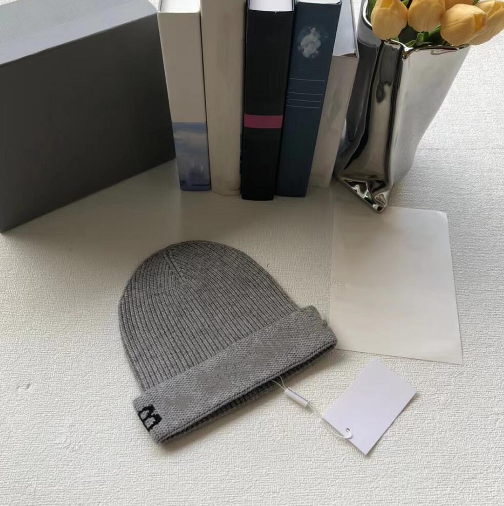 Fashion Woolen Cap beanie hats Unisex Designer knitting Skull Caps Autumn Winter Letter Logo Knitted Hat Hip-Hop Couples Leisure Bucket Hat, This link is not only for sale
Fashion Woolen Cap beanie hats Unisex Designer knitting Skull Caps Autumn Winter Letter Logo Knitted Hat Hip-Hop Couples Leisure Bucket Hat, This link is not only for sale
