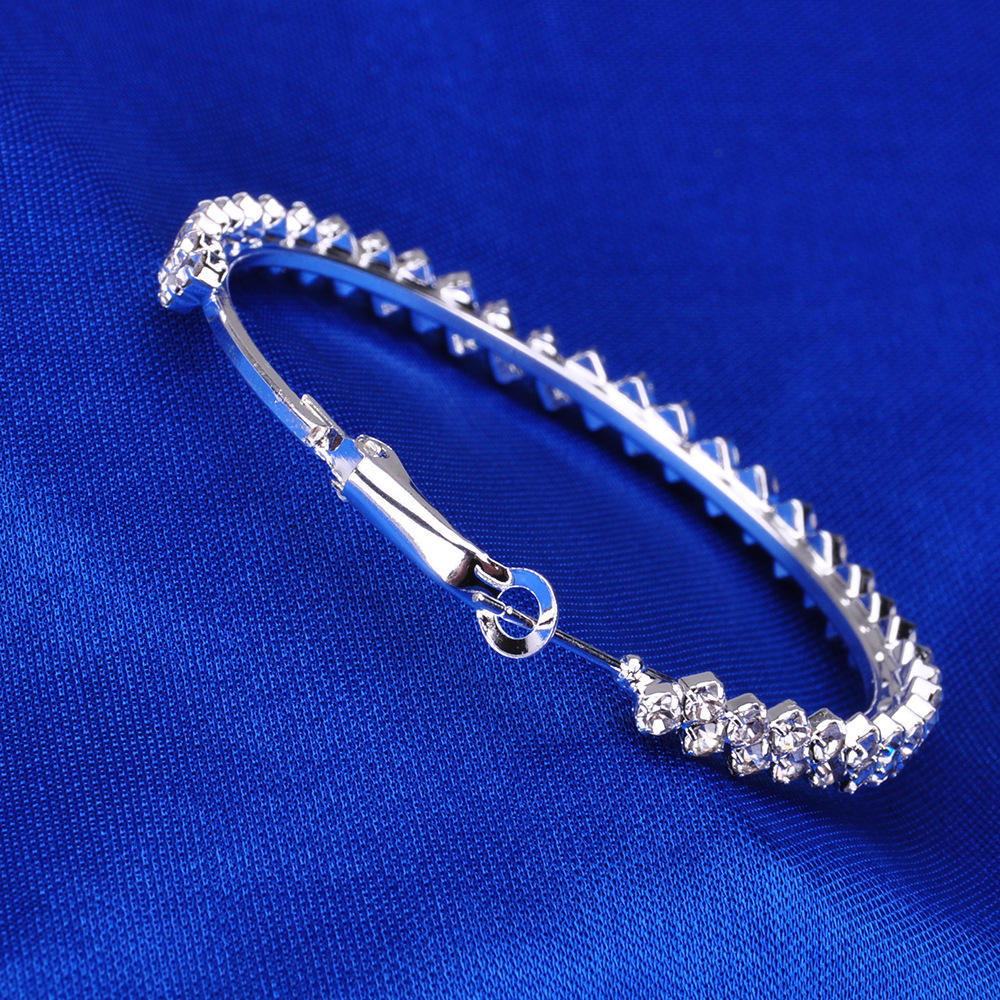 Luxury Crystal Diamond Hoop Earrings for Women Rhinesstone Round Circle Clip On Earring Fashion Jewelry 4CM