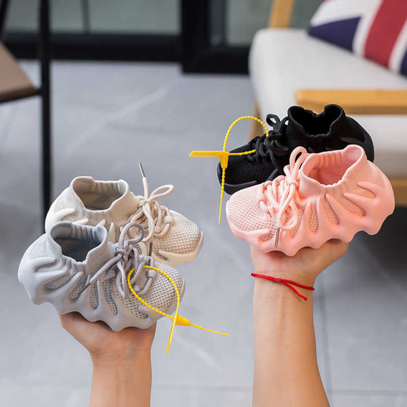 Seven Colors Children's Octopus Yeezzies Sneakers Boys' and Girls' Breathable Small Cage Bag Volcanic Sports Shoes Size 21-30, Beige
Seven Colors Children's Octopus Yeezzies Sneakers Boys' and Girls' Breathable Small Cage Bag Volcanic Sports Shoes Size 21-30, Beige