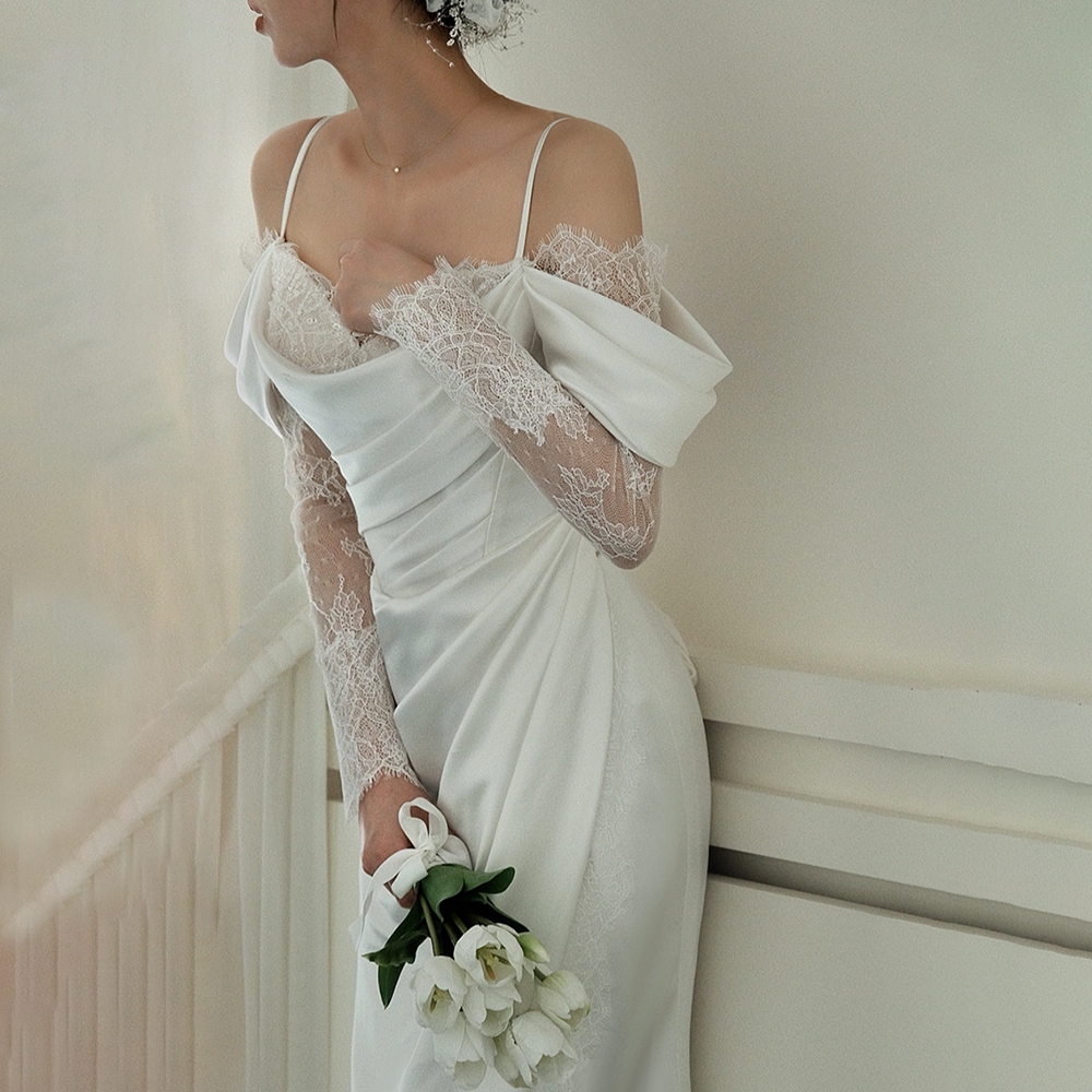 Korean Boho Lace And Satin A-Line Wedding Dress Sexy Spaghetti Side Split Long Sleeves Elegant Bridal Gowns Simple Corset Ivory Robe De Mariee 2023