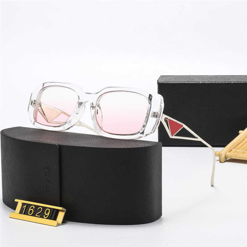 Sunglasses Designer Sunglasses For Woman Luxurys Designers Sun Glasses Mens Fashion Vintage Full Frame Polarizing Eyeglasses Holiday Beach Eyewear
Sunglasses Designer Sunglasses For Woman Luxurys Designers Sun Glasses Mens Fashion Vintage Full Frame Polarizing Eyeglasses Holiday Beach Eyewear