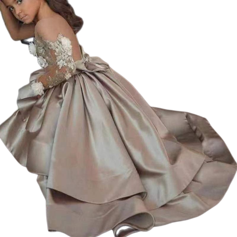 2023 Flower Girl Dresses Jewel Neck Ball Gown Lace Appliques Beads With Bow Kids Girls Pageant Dress 3D flowers Sweep Train Birthday Gown Custom Made