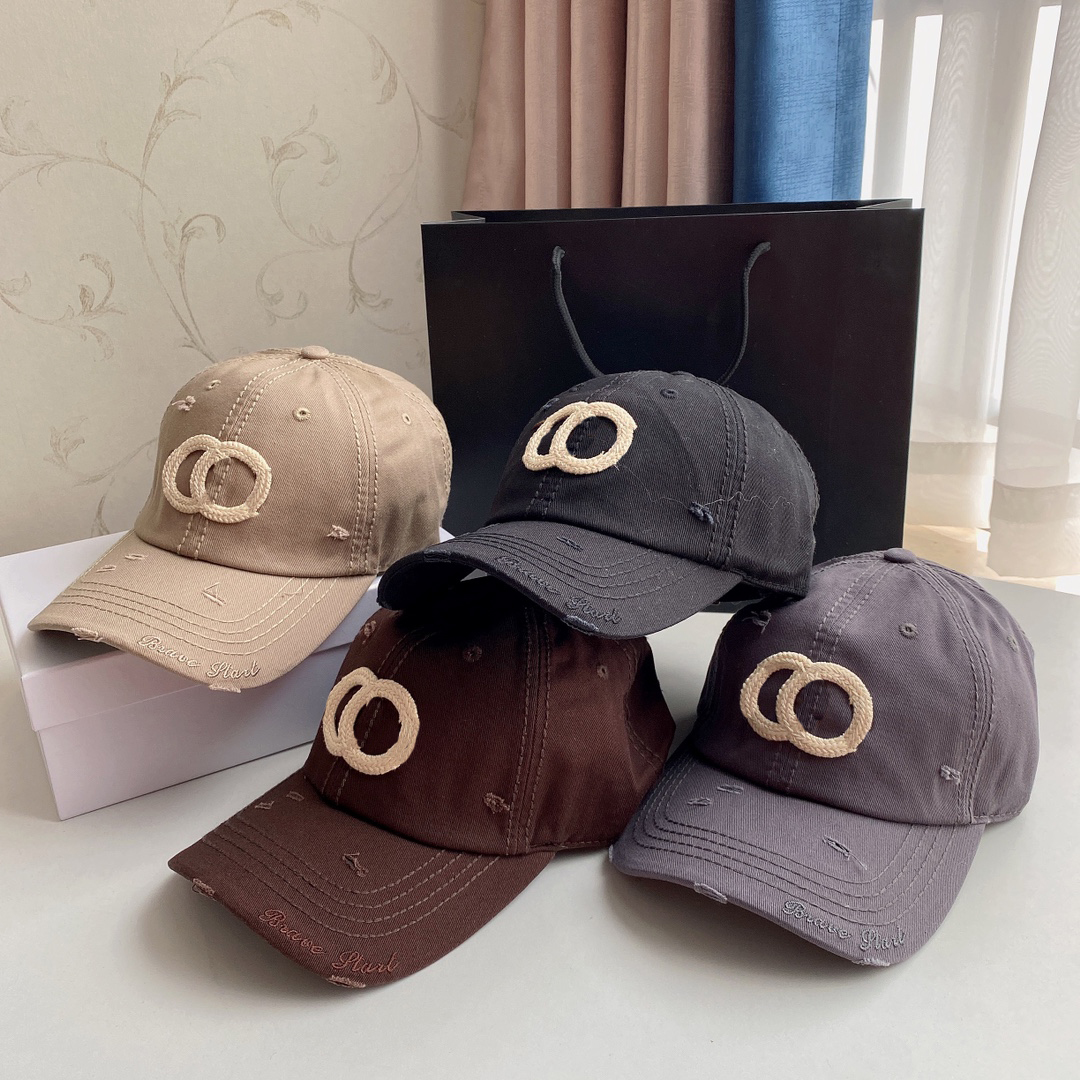 Knitted Hats Casquette Womens Bonnets Woolen Hat Designer Caps Knitted Wram For Men Women Black Unisex Letter C 22102107CZ, Brown
Knitted Hats Casquette Womens Bonnets Woolen Hat Designer Caps Knitted Wram For Men Women Black Unisex Letter C 22102107CZ, Brown