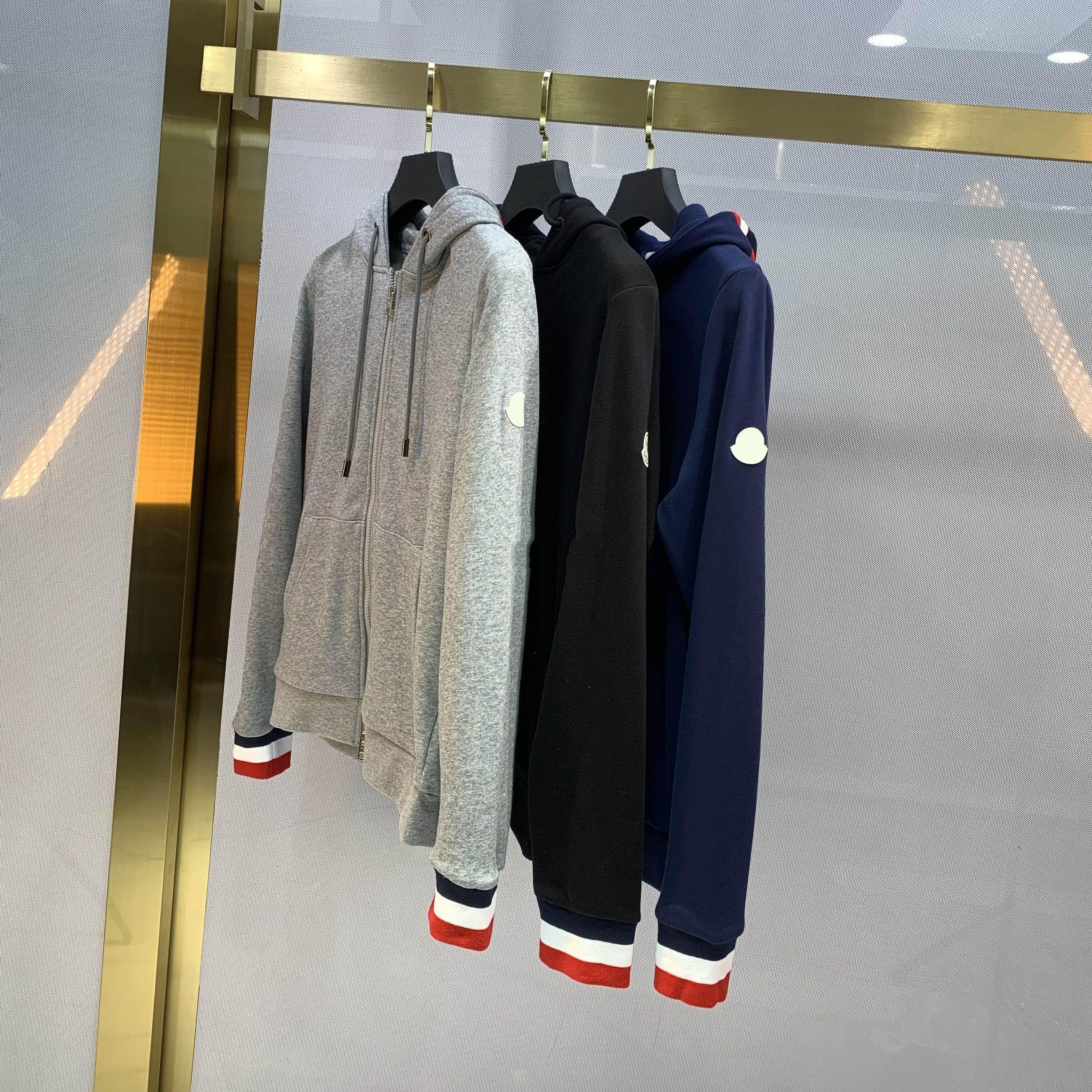 MON Luxury Designer Sweater Brand Hoodie Classic Fashion Hip Hop Hat Pattern Women's Hoodies Outdoor Casual Zipper, Price difference
MON Luxury Designer Sweater Brand Hoodie Classic Fashion Hip Hop Hat Pattern Women's Hoodies Outdoor Casual Zipper, Price difference