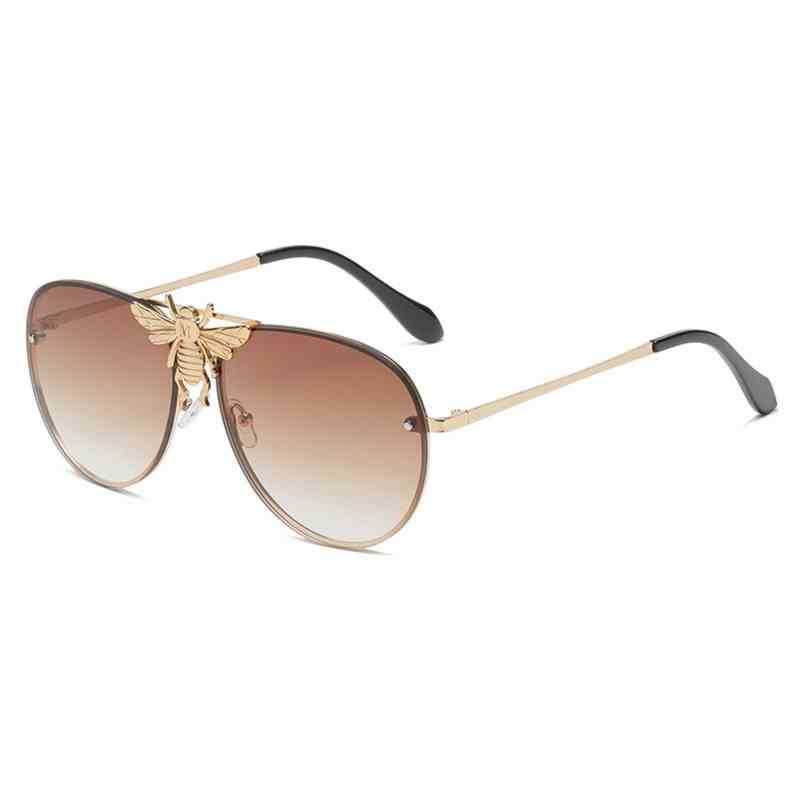 2021 New Round Table Personality Sunglass Women Brand Digner Sun Glass Trend Outdoor Streetwear Beautiful Women's GlassLBTC
2021 New Round Table Personality Sunglass Women Brand Digner Sun Glass Trend Outdoor Streetwear Beautiful Women's GlassLBTC