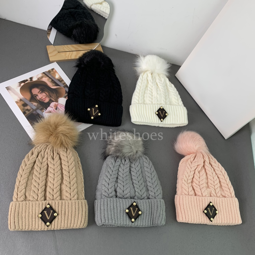 Winter Keep Warm Beanie Windproof Knitted Hat Women Men Designer Beanies Classic Wool Skull Caps, Grey
Winter Keep Warm Beanie Windproof Knitted Hat Women Men Designer Beanies Classic Wool Skull Caps, Grey