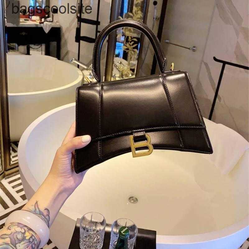 Bag Balencigas Bags 2023 Designer Small Hourglass Women 20 Class b Crocodile Pattern Shoulder Handbag, Crocodile blue 19cm
Bag Balencigas Bags 2023 Designer Small Hourglass Women 20 Class b Crocodile Pattern Shoulder Handbag, Crocodile blue 19cm