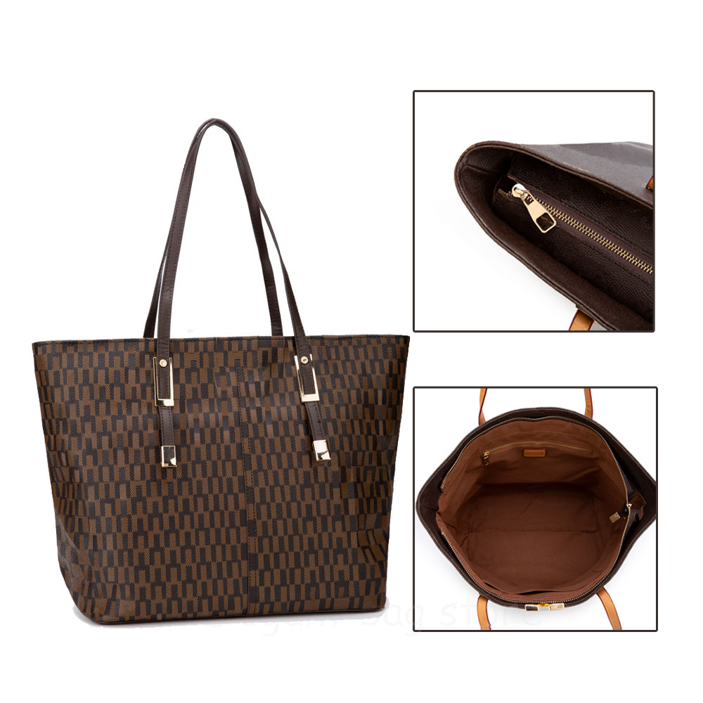 Designer Cosmetics Bag Leather Large Tote lvs Luxury Shopping handbag Women Zipper Shoulder Purse Men Classic Plaid Fashion Christmas Gift for Mother or Valentine, Pure black
Designer Cosmetics Bag Leather Large Tote lvs Luxury Shopping handbag Women Zipper Shoulder Purse Men Classic Plaid Fashion Christmas Gift for Mother or Valentine, Pure black