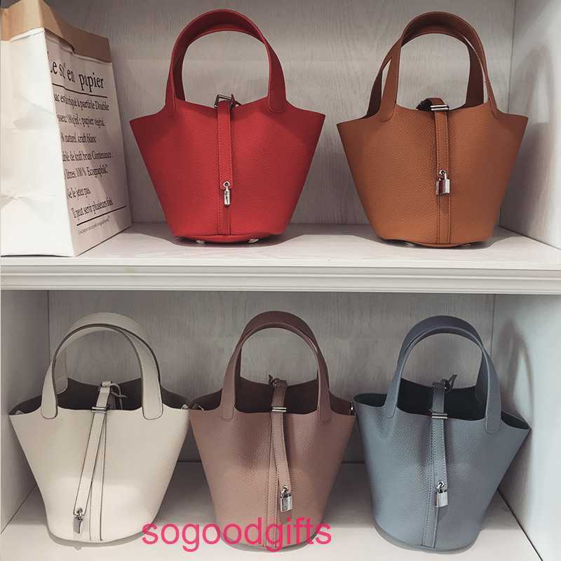 Designer Herme bags Women's Picotin lock Handbags Tote Bag handbag women's 2022 new summer vegetable basket bag lychee pattern simple water, Black strapless
Designer Herme bags Women's Picotin lock Handbags Tote Bag handbag women's 2022 new summer vegetable basket bag lychee pattern simple water, Black strapless