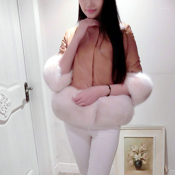 Women's Leather Women's Winter Jacket Faux Fur High Quality 2022 Korean Fashion PU Short Coat Seven-point Sleeve Jackets, Gray
Women's Leather Women's Winter Jacket Faux Fur High Quality 2022 Korean Fashion PU Short Coat Seven-point Sleeve Jackets, Gray