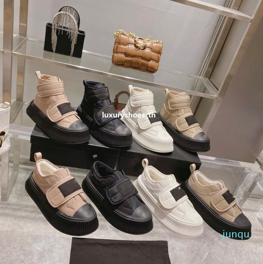 Designer Sneakers Fashion Women Shoes Winter Warm Casual Shoe Wool Sheepskin Boots Hook and Loop Shoe 35