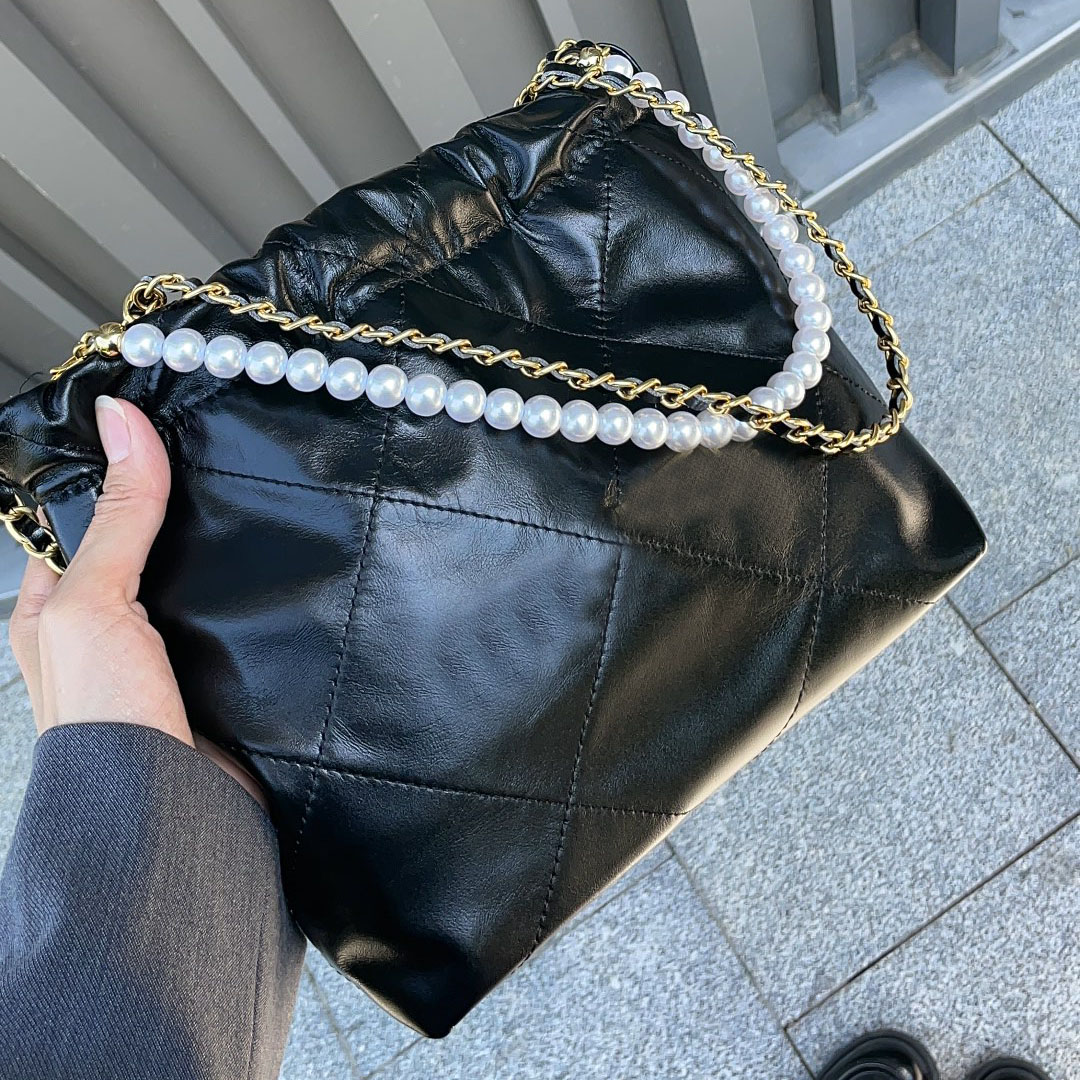 Chains bag shopping Bags 2023 hot Metallic Lady Luxury top High Designer Brand Fashion Shoulder Handbags Quality Women Phone Wallets Artwork Lattice purse totes, No bags
Chains bag shopping Bags 2023 hot Metallic Lady Luxury top High Designer Brand Fashion Shoulder Handbags Quality Women Phone Wallets Artwork Lattice purse totes, No bags