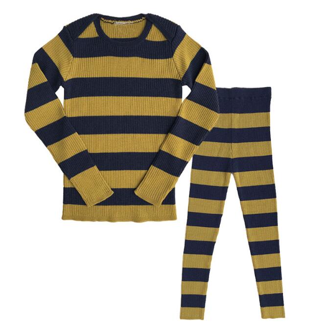 Autumn And Winter 2022 Children's Knitted Undercoat Baby Children Stripe Home Suit Boys Girls' Christmas Pullover Sweaters sets, Brown
Autumn And Winter 2022 Children's Knitted Undercoat Baby Children Stripe Home Suit Boys Girls' Christmas Pullover Sweaters sets, Brown