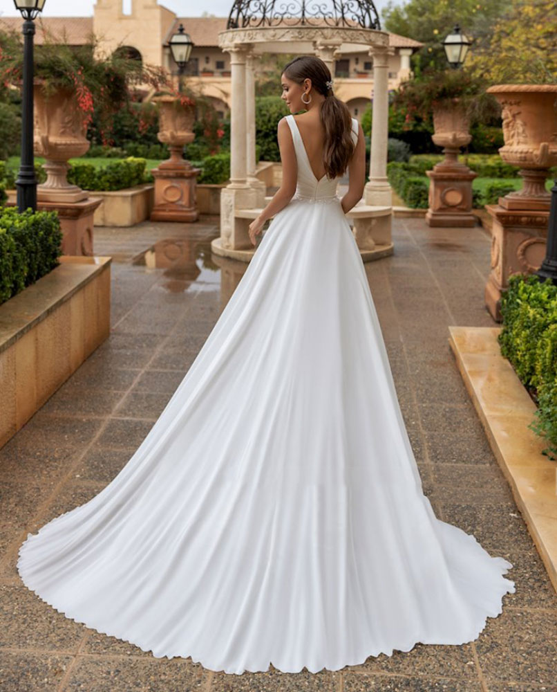 Modest Chiffon Wedding Dress For Bride V Neck Sleeveless A e Pleats Beach Boho Bridal Gowns Plus Size Custom Made Vestidos De Noiva ZD10