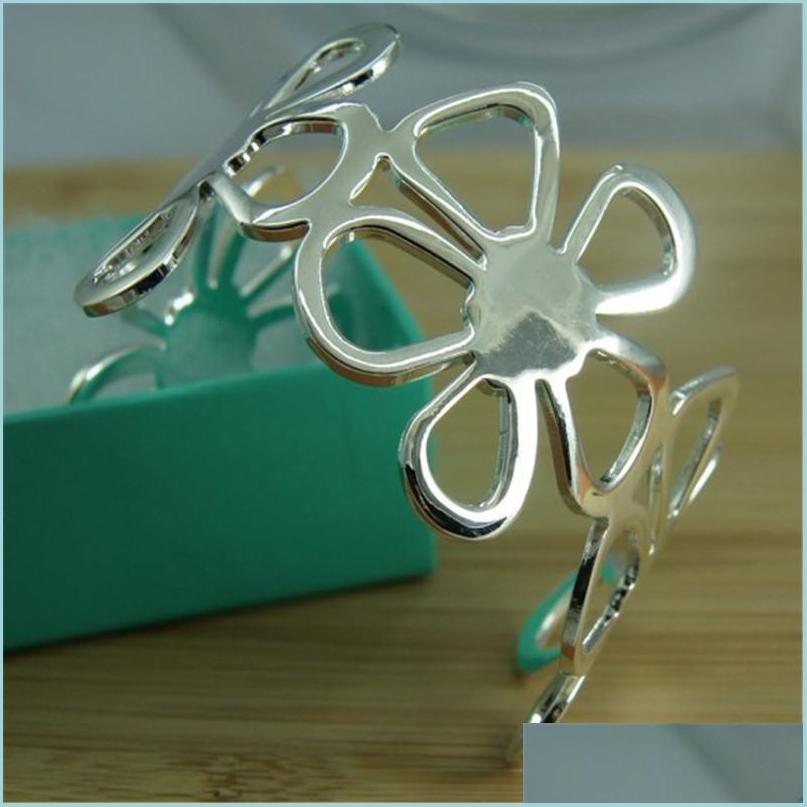 Bangle Bangle Sier Bracelet Simple Glossy Open Fashion Jewelry Gift Drop Delivery 2021 Bracelets Dh078
Bangle Bangle Sier Bracelet Simple Glossy Open Fashion Jewelry Gift Drop Delivery 2021 Bracelets Dh078