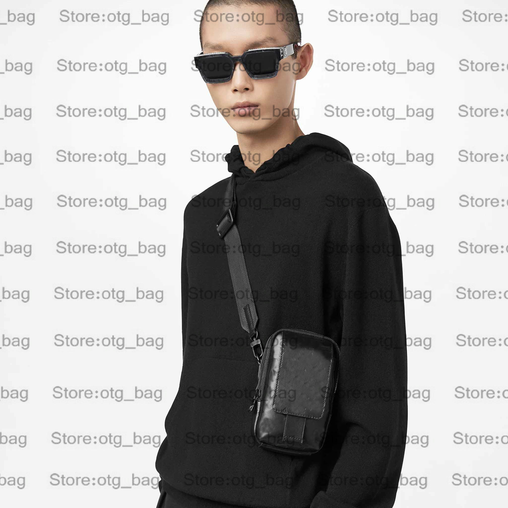 FLAP DOUBLE Mini Phone Bag Mens Mobile Wallet Cross Body Monograms Canvas Nigo Men Luxurys Message Bags Crossbody Designer Shoulder Handbag M81323 M81321 M81005, Customize
FLAP DOUBLE Mini Phone Bag Mens Mobile Wallet Cross Body Monograms Canvas Nigo Men Luxurys Message Bags Crossbody Designer Shoulder Handbag M81323 M81321 M81005, Customize