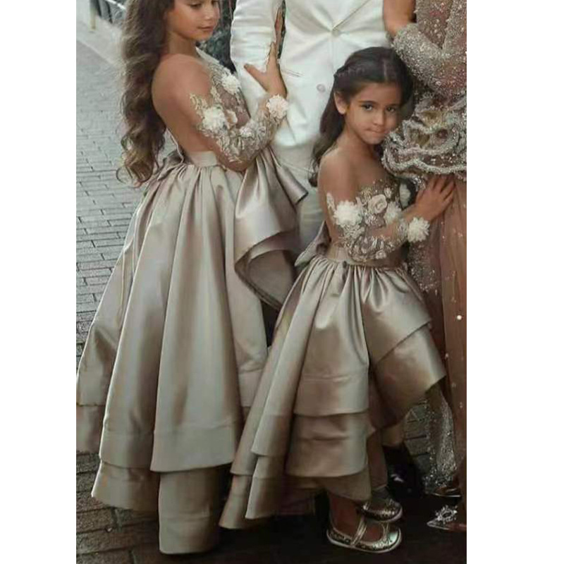 2023 Flower Girl Dresses Jewel Neck Ball Gown Lace Appliques Beads With Bow Kids Girls Pageant Dress 3D flowers Sweep Train Birthday Gown Custom Made