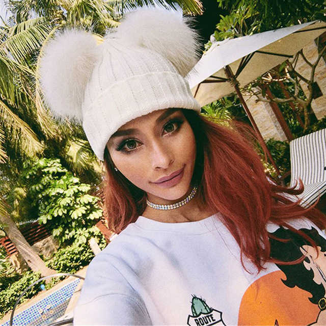 Wool Ball Knitted Hat Autumn And Winter Contrast Double Ball Wool Hat Female Pullover Hat, Rose red globe
Wool Ball Knitted Hat Autumn And Winter Contrast Double Ball Wool Hat Female Pullover Hat, Rose red globe