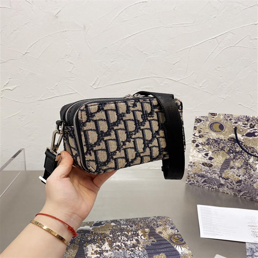 Women Crossbody Shoulder Bags Messenger bag feminina Coin Wallet femme luxe Designer bags Cosmetic Handbags NB782278h, Black
Women Crossbody Shoulder Bags Messenger bag feminina Coin Wallet femme luxe Designer bags Cosmetic Handbags NB782278h, Black