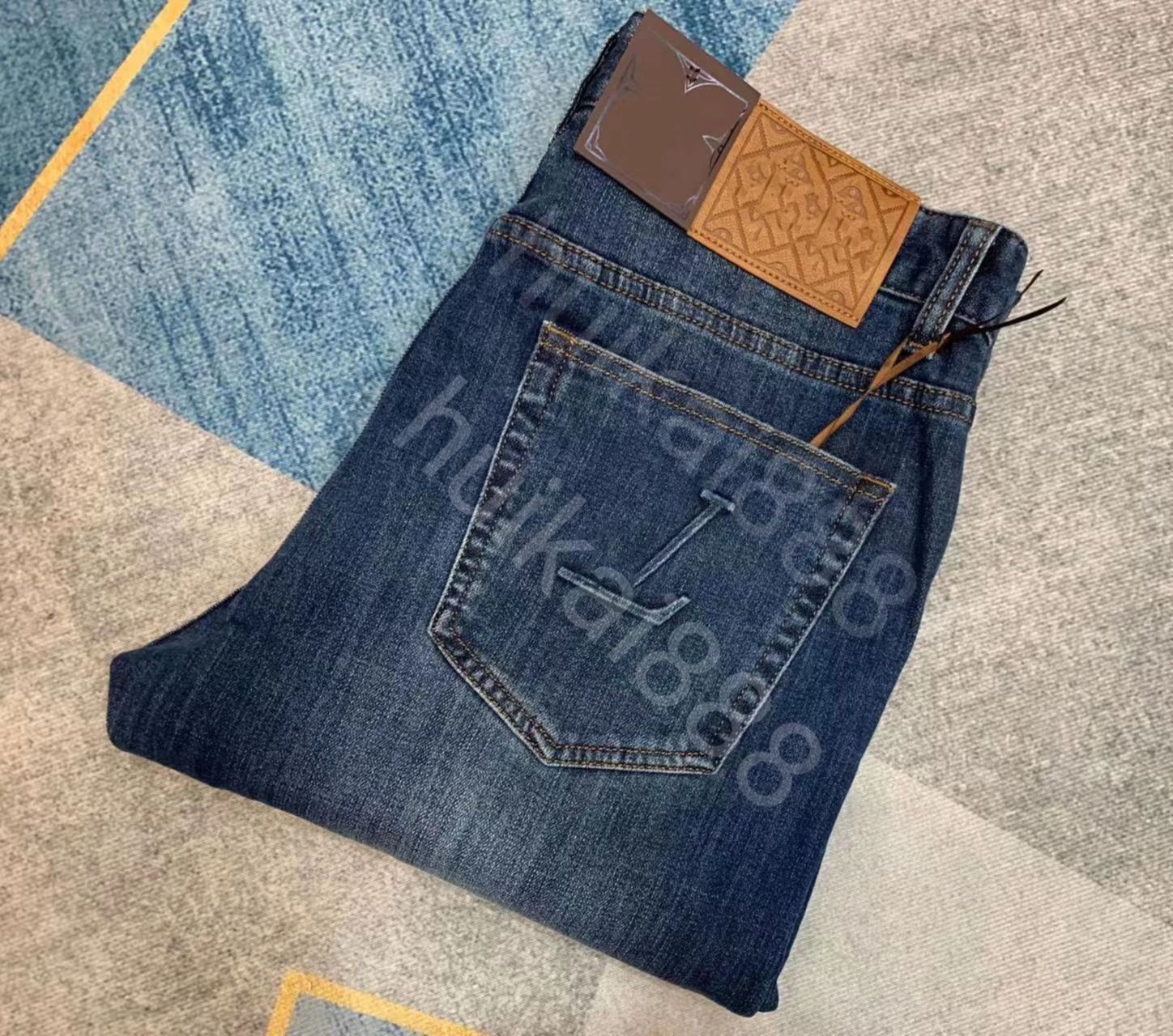 High-end jeans for men's fashion brown jeans design designer slim pants small feet high stretch autumn and winter straight pant
High-end jeans for men's fashion brown jeans design designer slim pants small feet high stretch autumn and winter straight pant