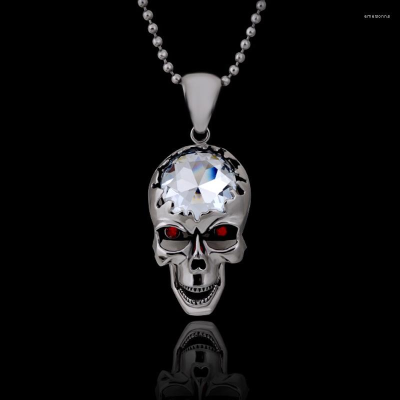Pendant Necklaces Necklace Silver Skull Gothic Polished -with Big Movable Jaw Forehead Is White Gem Eyes Are Red Glass
Pendant Necklaces Necklace Silver Skull Gothic Polished -with Big Movable Jaw Forehead Is White Gem Eyes Are Red Glass