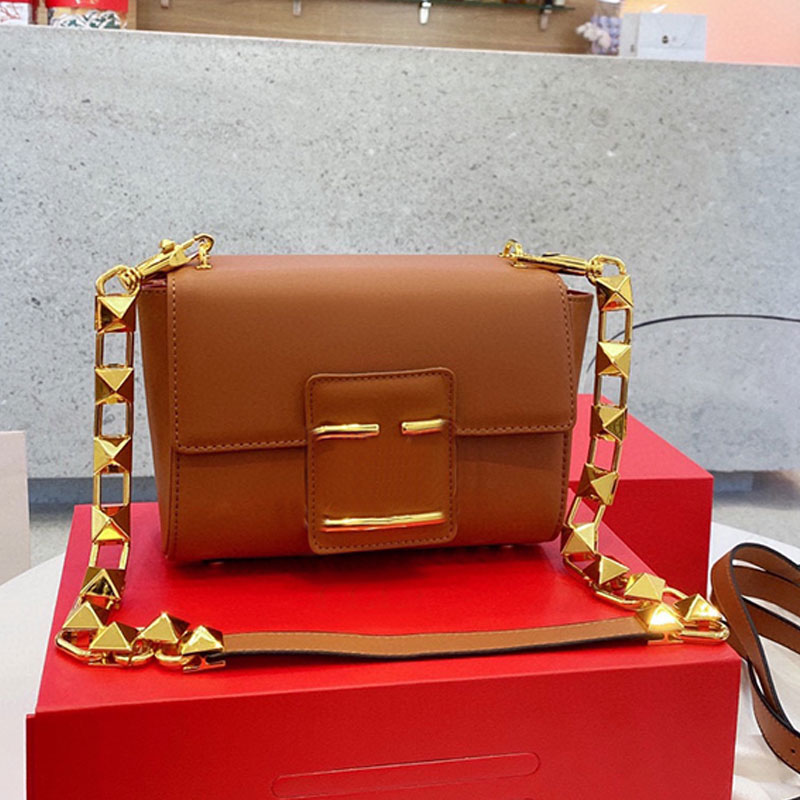 evening bag Axillary Shoulder Bags Chains Crossbody Bag Women Handbag Purse Detachable Rivet Belt Hasp Hardware Flip Envelope Wallets Plain, Red
evening bag Axillary Shoulder Bags Chains Crossbody Bag Women Handbag Purse Detachable Rivet Belt Hasp Hardware Flip Envelope Wallets Plain, Red