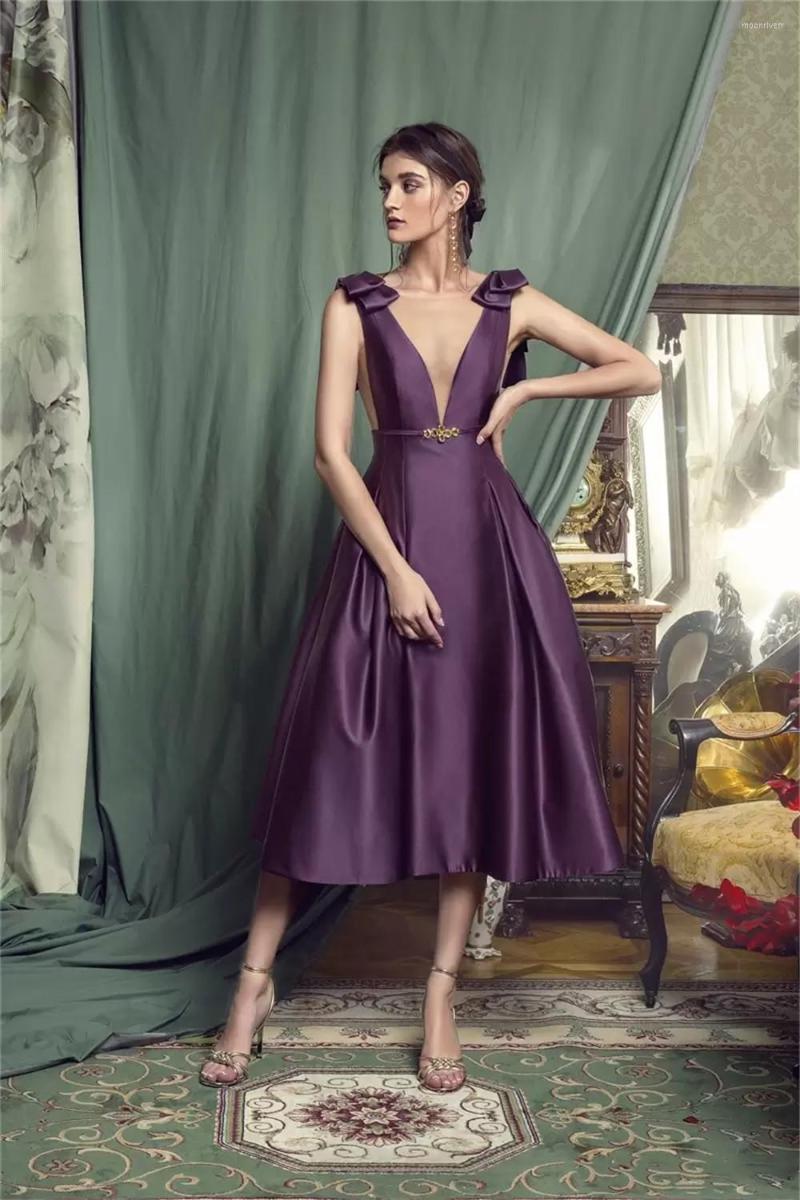 Party Dresses Elegant Purple Homecoming Dress Sheer V Neck A Line Prom Cocktail Length Satin Formal Wedding Guest Gowns, Black