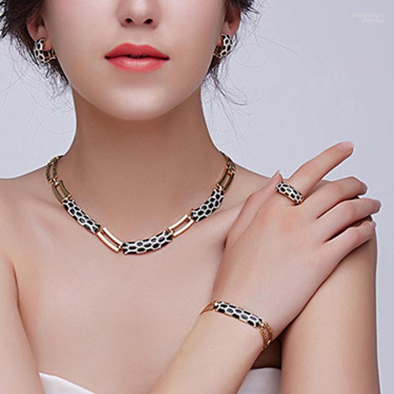 Necklace Earrings Set & Women Fashion Dubai Luxury Bridal Nigerian Wedding African Beads Costume Design Bracelet For, Picture shown
Necklace Earrings Set & Women Fashion Dubai Luxury Bridal Nigerian Wedding African Beads Costume Design Bracelet For, Picture shown