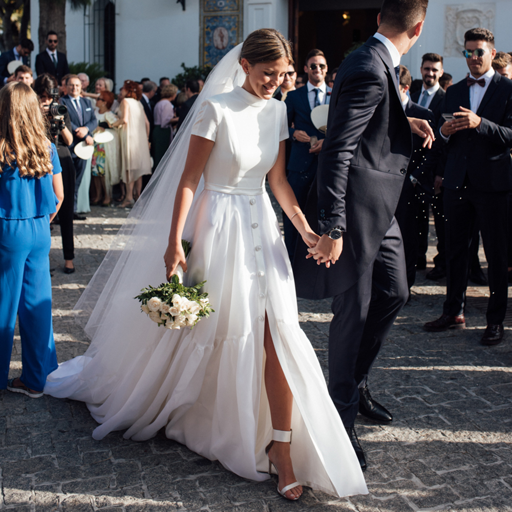 Custom Made Front Split A Line Wedding Dresses Short Sleeves Bridal Gown Open Back Satin Victoria Style Mariage 0516