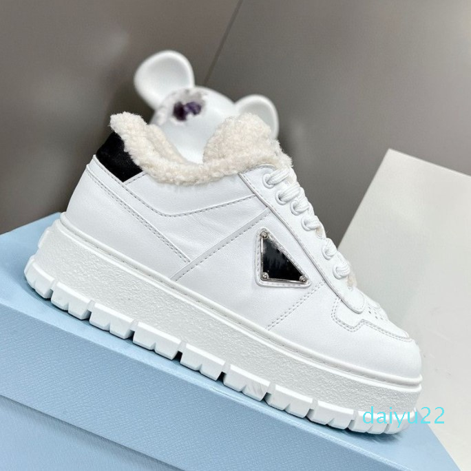 2022 new fashion Womens Autumn Winter Trainer Sneaker Tennis Shoes Low Top Thick Sole Flat Platform Shearling Fur Lining Genuine Leather Lace Up top quality, Black
2022 new fashion Womens Autumn Winter Trainer Sneaker Tennis Shoes Low Top Thick Sole Flat Platform Shearling Fur Lining Genuine Leather Lace Up top quality, Black