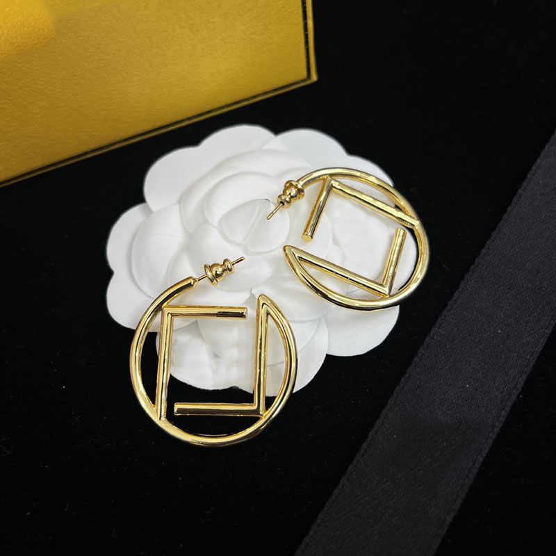 Designer Hoop Earrings Stud Earring For Women Luxury Earings Designer Jewelry Gold Hoops Letter Earing Charm Orecchini Christmas Gifts Ring
Designer Hoop Earrings Stud Earring For Women Luxury Earings Designer Jewelry Gold Hoops Letter Earing Charm Orecchini Christmas Gifts Ring