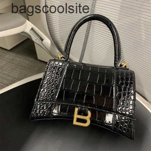 Bag Handbag 2023 Balencigass Bags Designer Leather Small Women's Fashion Versatile Hourglass Crossbody Crocodile Classic Xs, Pink crocodile 19cm
Bag Handbag 2023 Balencigass Bags Designer Leather Small Women's Fashion Versatile Hourglass Crossbody Crocodile Classic Xs, Pink crocodile 19cm