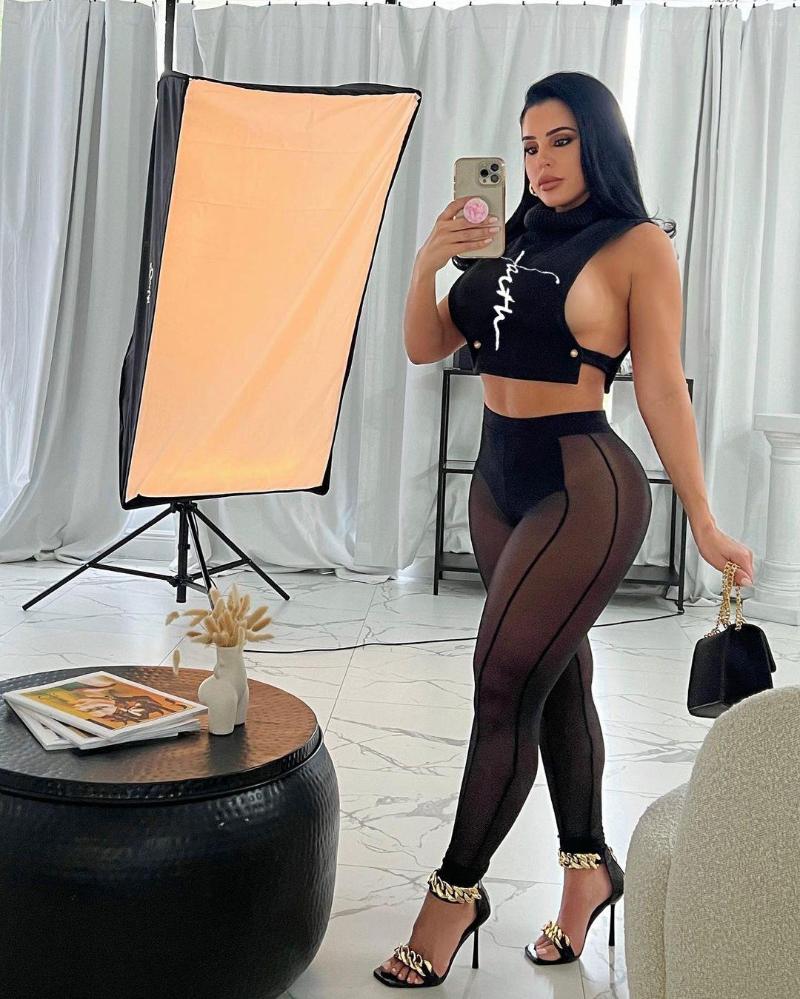 Women' Two Piece Pants EWSFV 2022 Summer Fashion Casual Temperament Hollow High Neck Sleeveless Mesh Top Long Women Set, Black
Women' Two Piece Pants EWSFV 2022 Summer Fashion Casual Temperament Hollow High Neck Sleeveless Mesh Top Long Women Set, Black