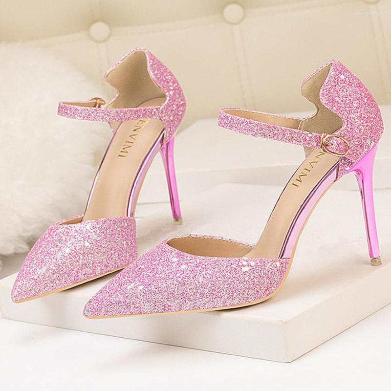 Sandals 2022 Star Style Shiny Sequined Cloth Woman Summer Fashion Buckle Pointed Toe Party Sandal Women High Heels Shoes Shallow, Black
Sandals 2022 Star Style Shiny Sequined Cloth Woman Summer Fashion Buckle Pointed Toe Party Sandal Women High Heels Shoes Shallow, Black