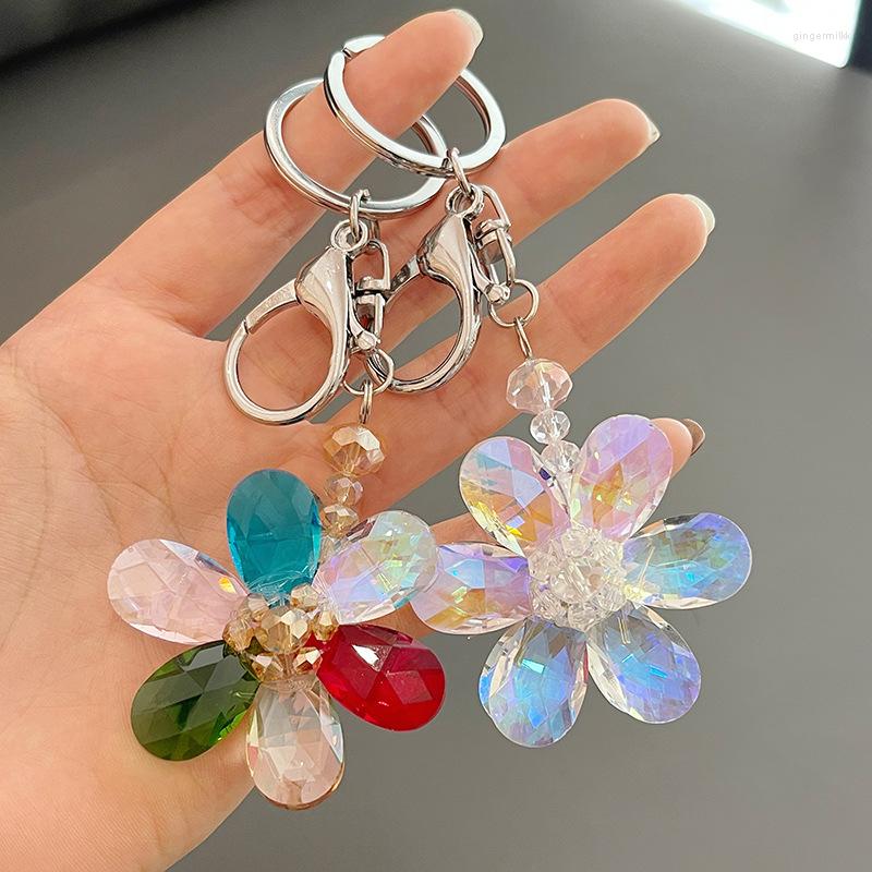 Keychains Crystal Five Petal Flower Car Key Ring Simple Flowers Personality Chain Women's Bag Pendant Hipster Style Gift
Keychains Crystal Five Petal Flower Car Key Ring Simple Flowers Personality Chain Women's Bag Pendant Hipster Style Gift