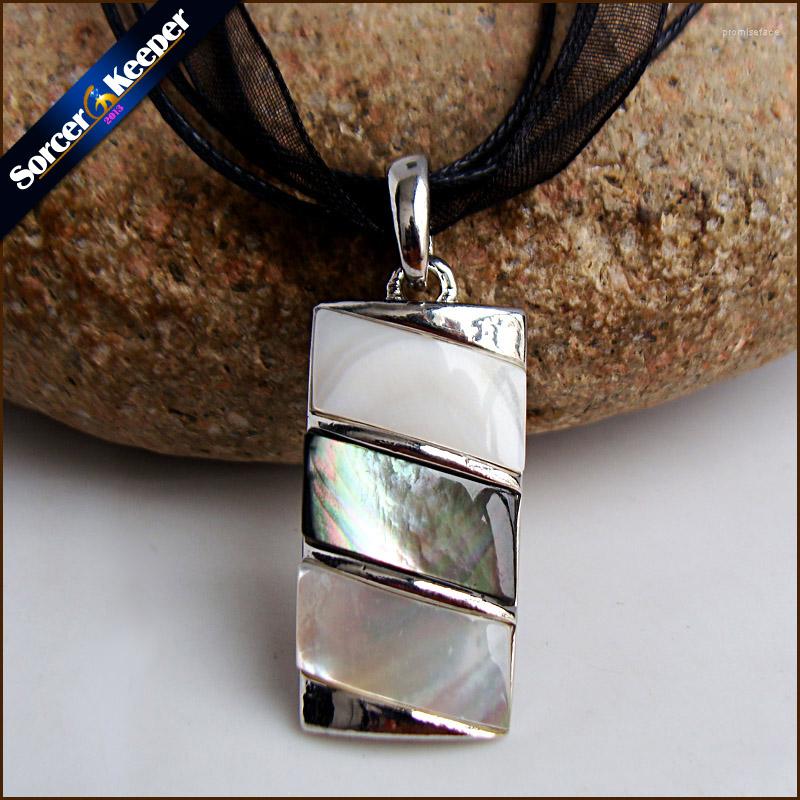 Pendant Necklaces SorcerKeeper Natural Paua Abalone Shell Square Necklace Pendants Jewelry Fashion Bijoux Women Leather Chain SKA04
Pendant Necklaces SorcerKeeper Natural Paua Abalone Shell Square Necklace Pendants Jewelry Fashion Bijoux Women Leather Chain SKA04