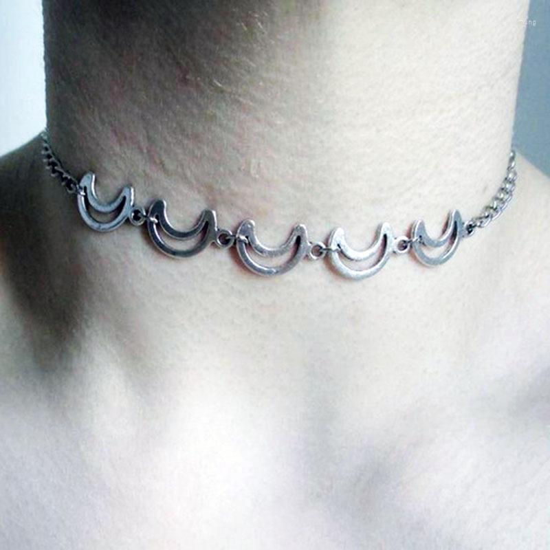 Choker Goth Moon Star Short Chain Necklace For Women Simple Silver Color Cross Heart Neck Accessories Gothic Punk Jewelry VGN092
Choker Goth Moon Star Short Chain Necklace For Women Simple Silver Color Cross Heart Neck Accessories Gothic Punk Jewelry VGN092