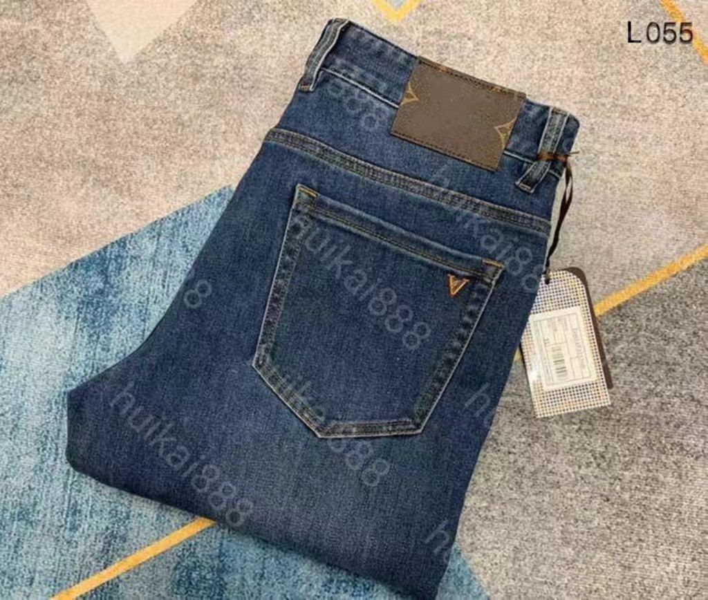 Luxury men's jeans designer black pants fall winter stretch pants fashion men casual denim loose straight
Luxury men's jeans designer black pants fall winter stretch pants fashion men casual denim loose straight