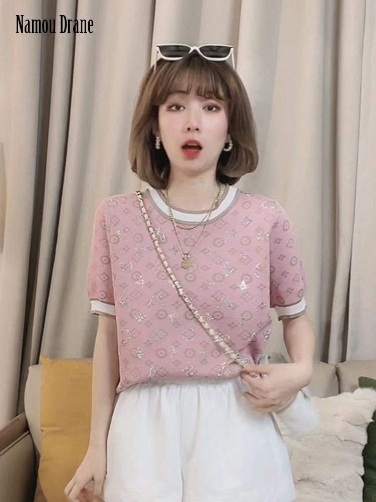 Women's T-Shirt Ice Silk Knitted Sweater Female Fashion V Fashionable Thin Age Reduction Temperament Jacket Design Chic Short Sleeve T - Shirt
Women's T-Shirt Ice Silk Knitted Sweater Female Fashion V Fashionable Thin Age Reduction Temperament Jacket Design Chic Short Sleeve T - Shirt