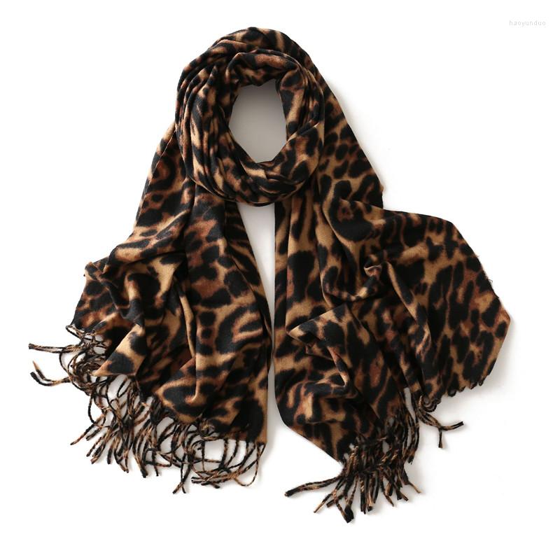 Scarves 2022 Winter Scarf Women Warm Sexy Leopard Tassel Cashmere Pashmina Design Print Bufandas Shawls Double-sided Thick Foulard Stole
Scarves 2022 Winter Scarf Women Warm Sexy Leopard Tassel Cashmere Pashmina Design Print Bufandas Shawls Double-sided Thick Foulard Stole