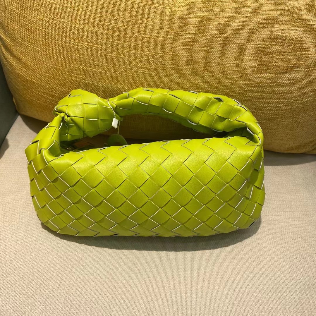 7A quality Clutch handbags designer Evening Bags lady luxurys Fashion party golden Knitting hand gold gold plated leather Patchwork bag phone cosmetics wallet, Green 2
7A quality Clutch handbags designer Evening Bags lady luxurys Fashion party golden Knitting hand gold gold plated leather Patchwork bag phone cosmetics wallet, Green 2