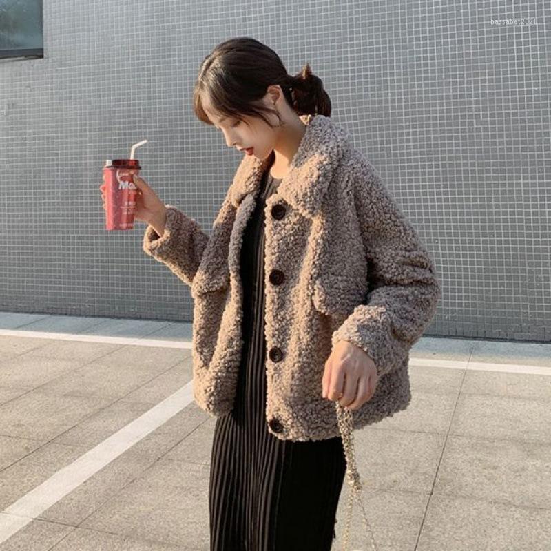 Women's Fur Heydress 2022 Women Solid Thick Warm Lambswoll Coat Lady Winter Single Breasted Crop Tops Long Sleeve Overcoat Female Streetwear, White
Women's Fur Heydress 2022 Women Solid Thick Warm Lambswoll Coat Lady Winter Single Breasted Crop Tops Long Sleeve Overcoat Female Streetwear, White