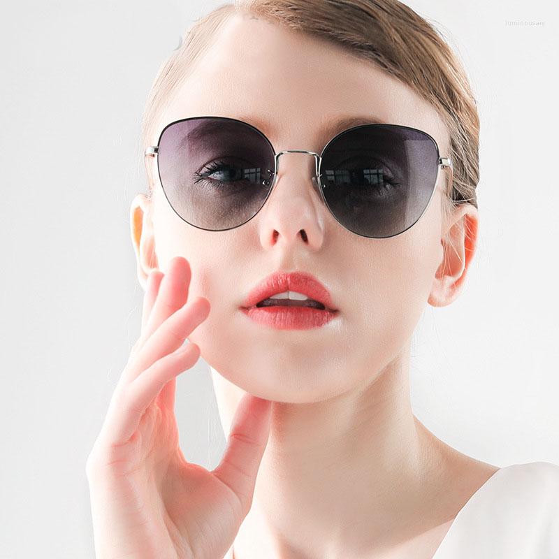 Sunglasses Glasses European And Beautiful 2022 Polarized Fashion Trend Anti-ultraviolet
Sunglasses Glasses European And Beautiful 2022 Polarized Fashion Trend Anti-ultraviolet