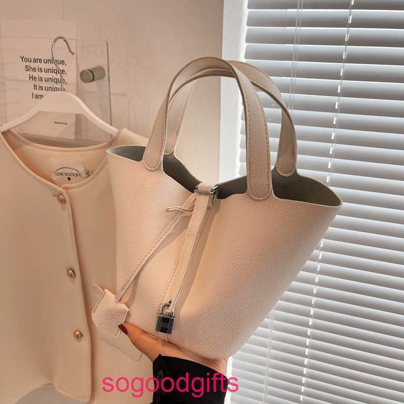 H Handbag Designer Bags Women's Picotn Lock Handbags Tote Bag This Year's Fashionable Portable Bag for Women in Summer 2023 a Pn R9le, Gray
H Handbag Designer Bags Women's Picotn Lock Handbags Tote Bag This Year's Fashionable Portable Bag for Women in Summer 2023 a Pn R9le, Gray
