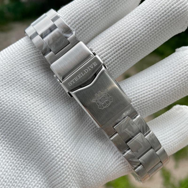 Watch Bands STEELDIVE Brand 20MM Stainless Steel Replacment Bracelet Signed Buckle Folding Clasp With Safety For Dive Watches
Watch Bands STEELDIVE Brand 20MM Stainless Steel Replacment Bracelet Signed Buckle Folding Clasp With Safety For Dive Watches