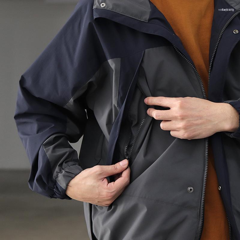 Men's Jackets Men's 0473# Spring And Autumn American Retro Contrast Sports Jacket Men's Waterproof Zipper Training Loose Casual, White and blue
Men's Jackets Men's 0473# Spring And Autumn American Retro Contrast Sports Jacket Men's Waterproof Zipper Training Loose Casual, White and blue