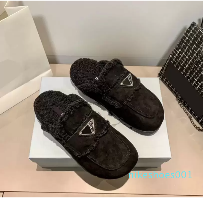 2022 slipper snow shoe Short Boot Women's flats Cotton shearling suede slippers EU35-40 super quality
2022 slipper snow shoe Short Boot Women's flats Cotton shearling suede slippers EU35-40 super quality